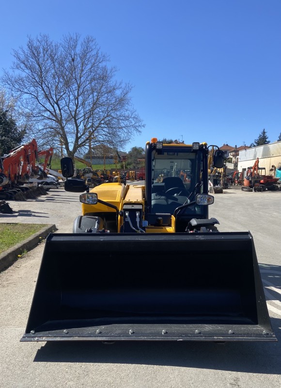 Louer un chariot télescopique 6m à Lyon
