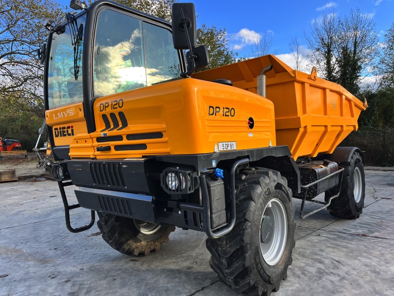 Location d'un mini tombereau 8000l à Lyon