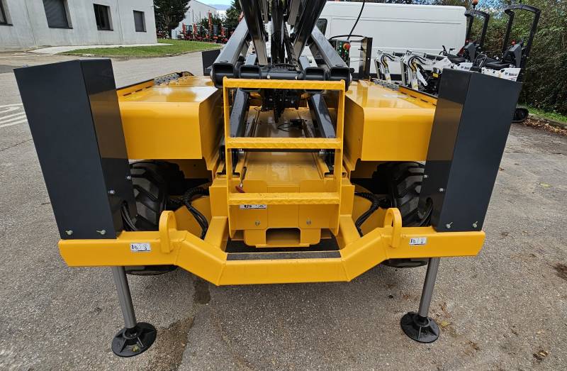 Nacelle ciseaux diesel compact 12m Beynost 