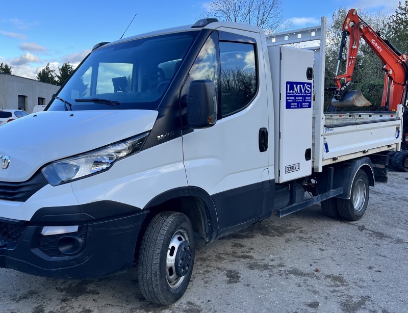 Location de camion benne 3T5 sur Bourgoin 