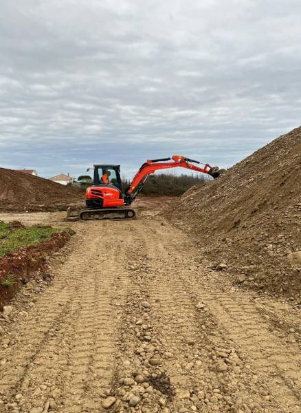 Location d'une mini pelle 5t pour courte et longue durée à Lyon