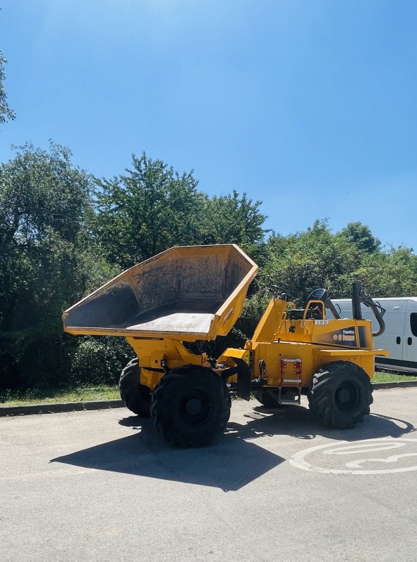Location de dumper 3500l à Lyon