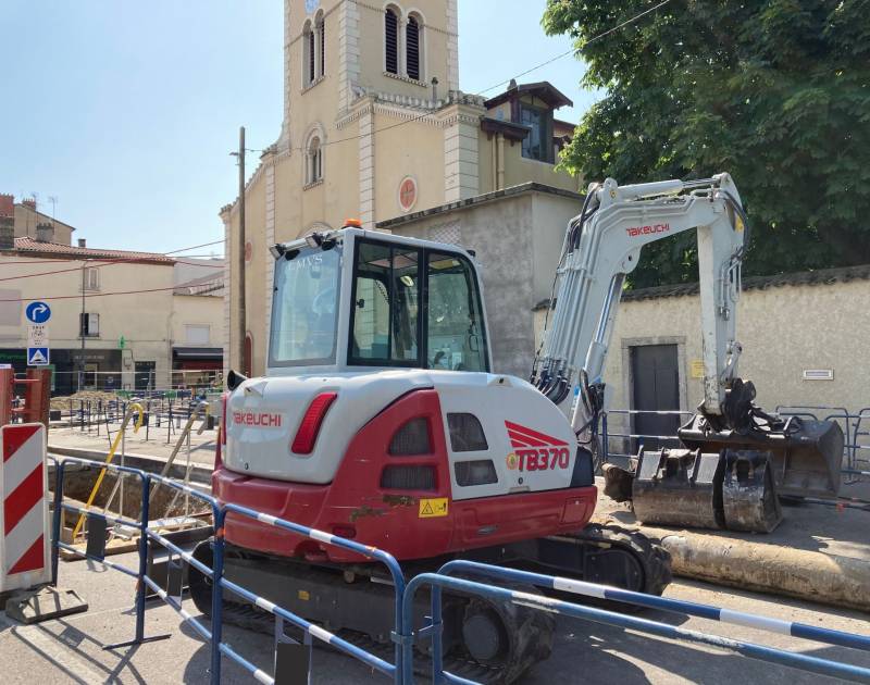 Location de pelle 8 tonnes pour terrassement à Lyon