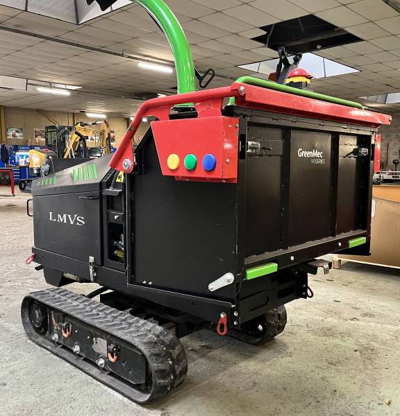 Broyeur sur chenilles sur Beynost 