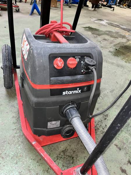 Ponceuse plafond Brignais 