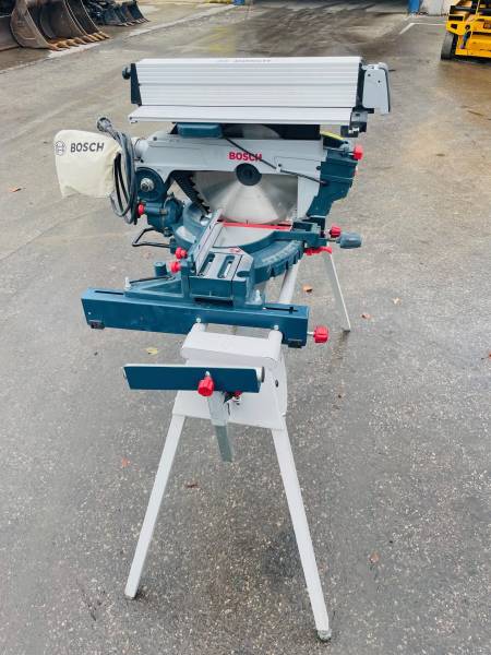 Louer une scie à onglet 220V à Lyon